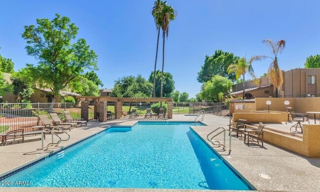 Building Photo - 3825 E Camelback Rd