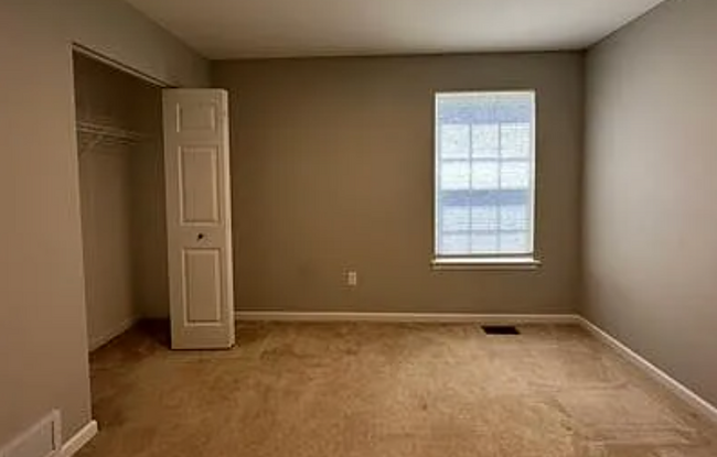 Building Photo - 119 Owls Nest Way
