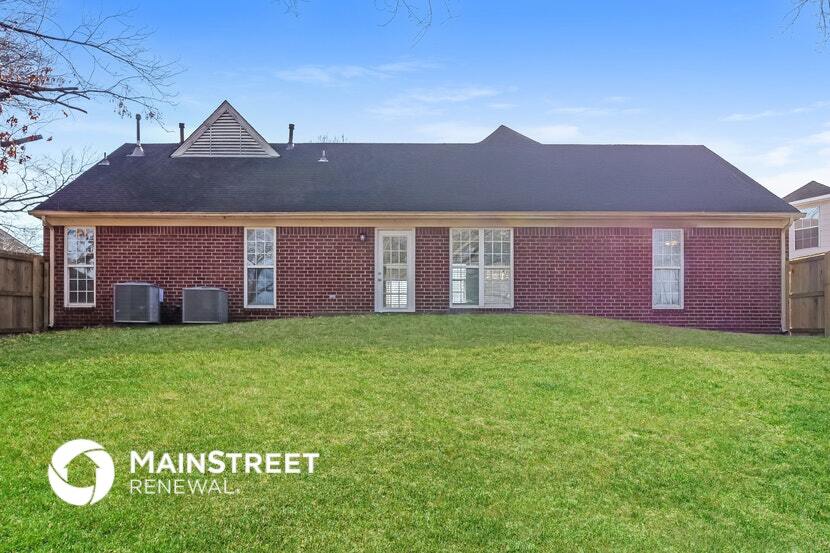 Building Photo - 7495 Eleanor Cove