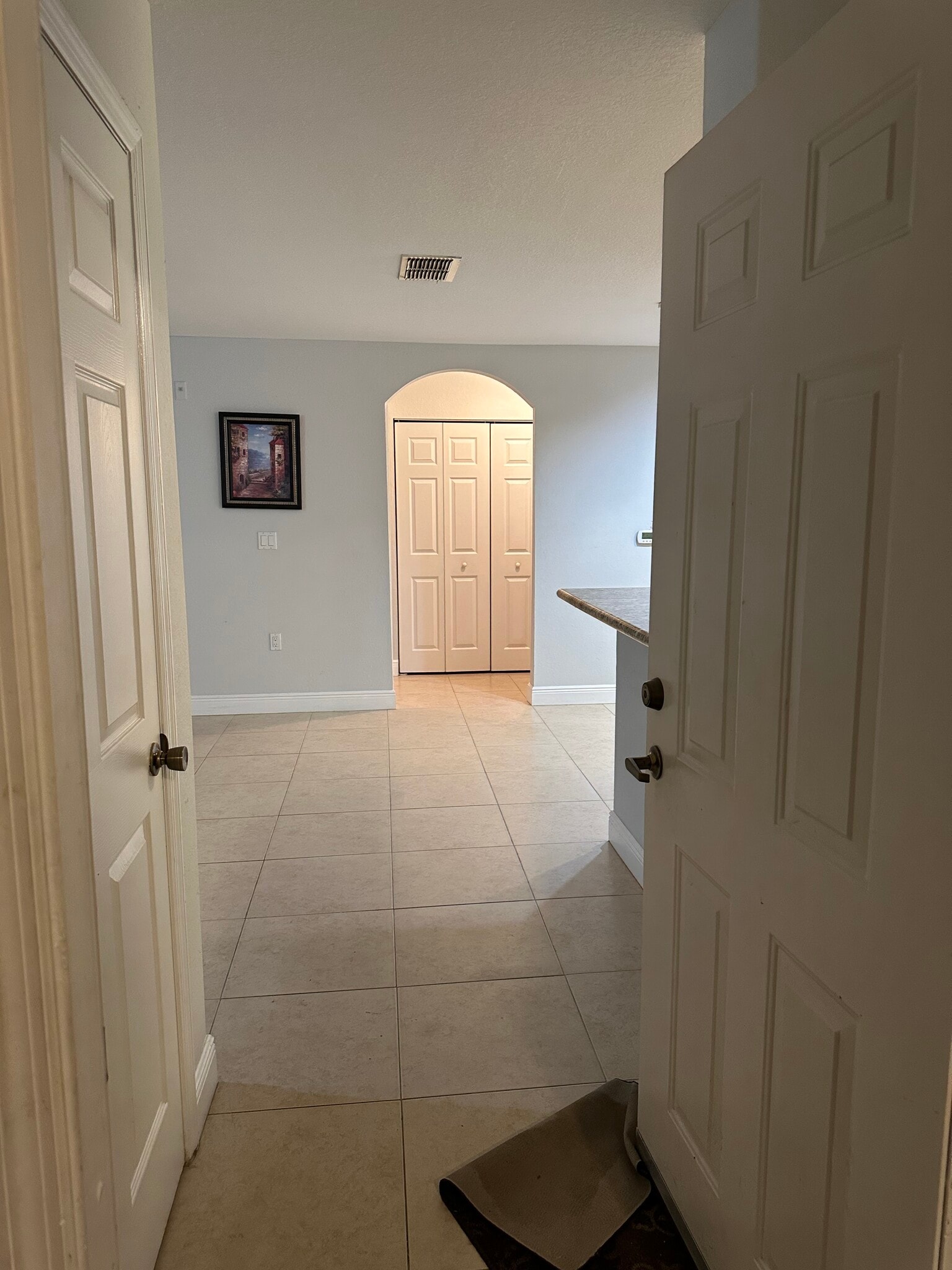 Living room - 7405 Vista Way