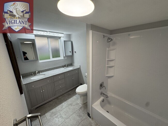 Building Photo - WA3309