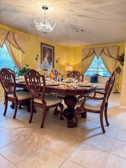 Building Photo - 7419 Tranquillo Way