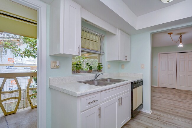 Building Photo - 1515 Bayshore Blvd