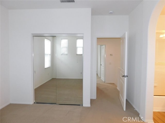 Building Photo - 147 Tall Oak
