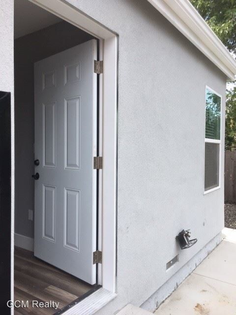 Building Photo - 2659 Garden Ave