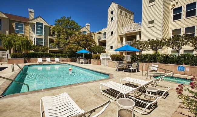 Building Photo - Charming Downtown San Jose condo located a...