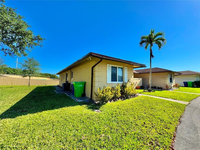 Building Photo - 10991 NW 30th Pl