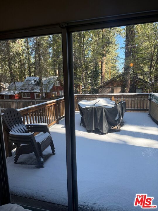 Building Photo - 42810 Willow Ave