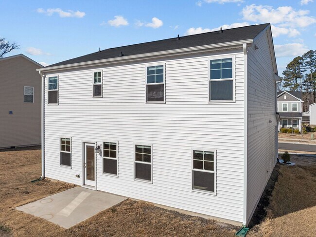 Building Photo - Small-Town Comfort Meets City Convenience | 2-Story Home for Rent | 4 Bedrooms, 2.5 Baths