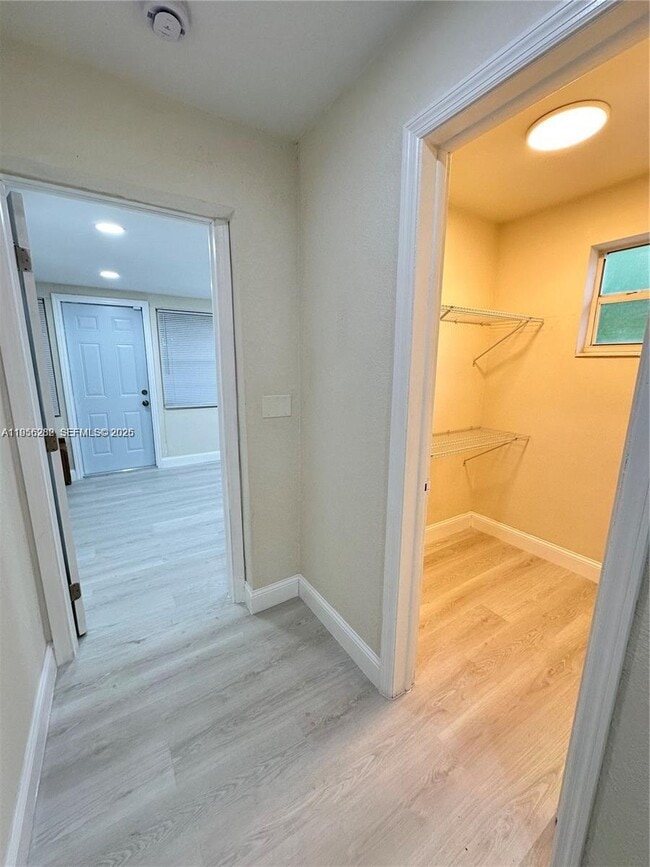 Building Photo - 108 NW 3rd Ave