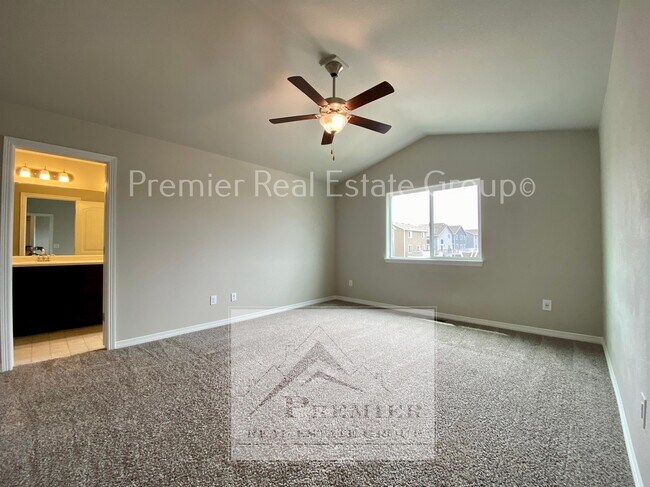 Building Photo - 6423 Weiser Dr