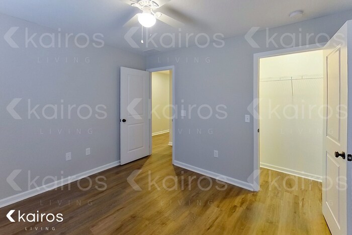 Building Photo - 22 Bungalow Cir