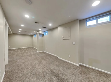 Building Photo - 6601 Logan Ave S