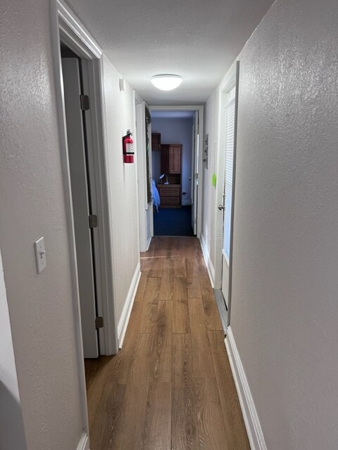 Building Photo - 14820 Capri Ln