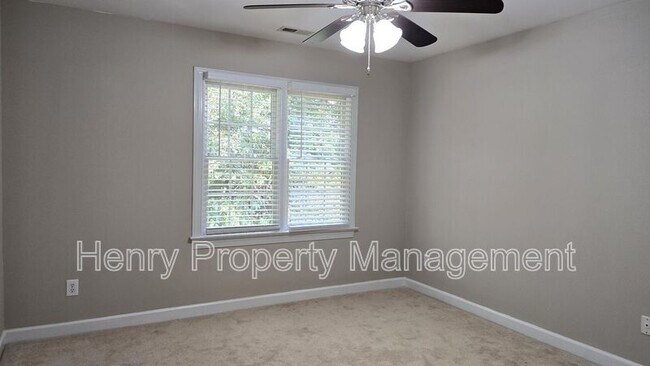 Building Photo - 104 Seymour Creek Dr