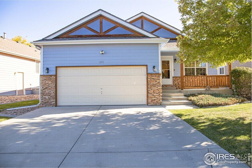 Building Photo - 1371 Saginaw Pointe Dr