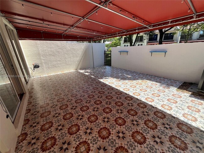 Building Photo - 10270 NW 46th St