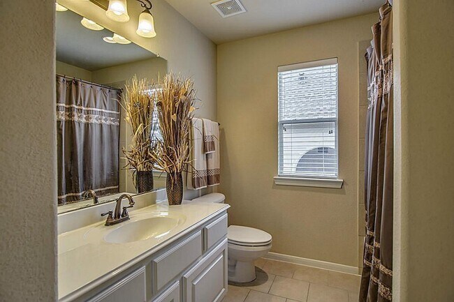 Building Photo - 9422 Cheslyn Ct