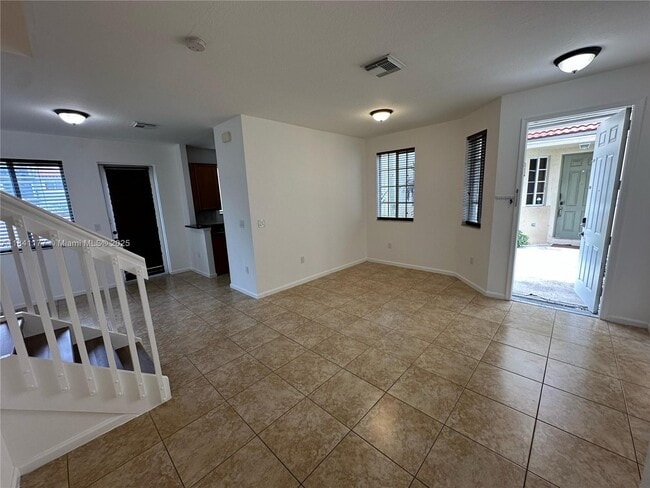 Building Photo - 20901 NW 14th Pl