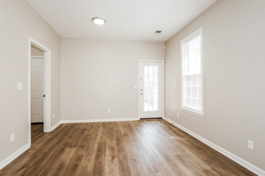 Building Photo - 8565 Griffin Park Dr