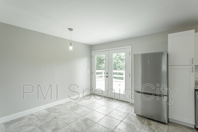 Building Photo - 1375 Orbit Dr