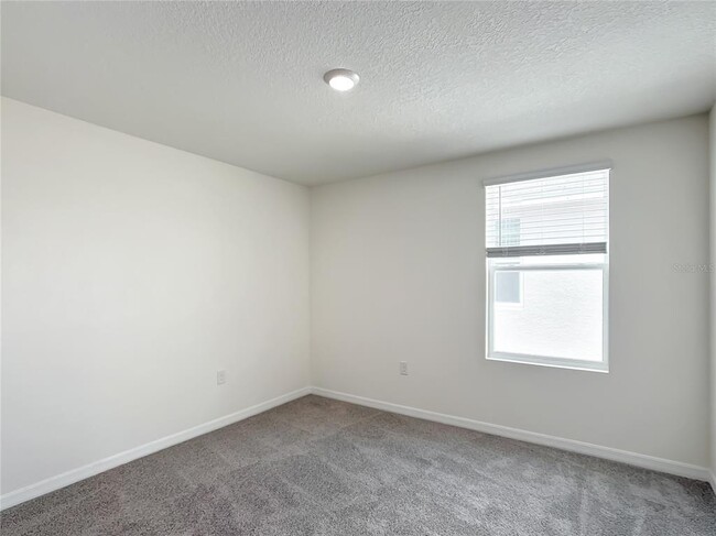 Building Photo - 8645 SW 45th Ct