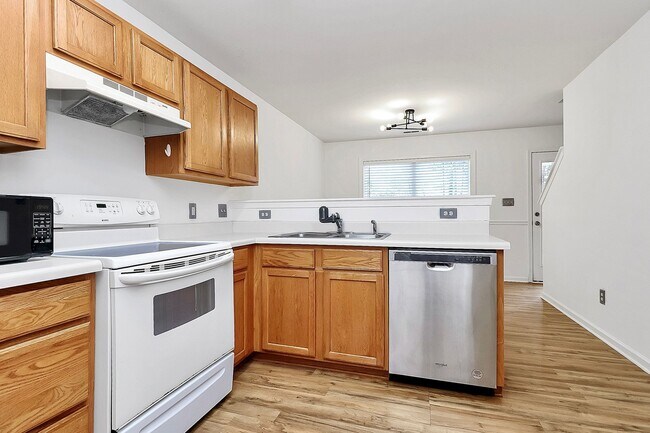 Building Photo - 3 Bed/2 Bath Home for RENT