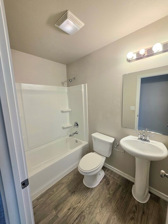 Building Photo - 2518 Rio Pl