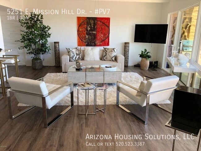Building Photo - Palo Verde 7