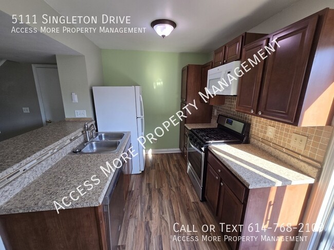 Building Photo - 5111 Singleton Dr