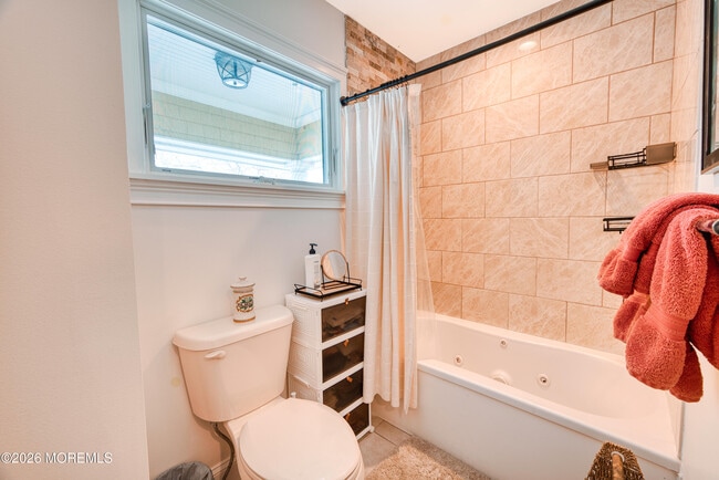 Building Photo - 112 Corlies Ave