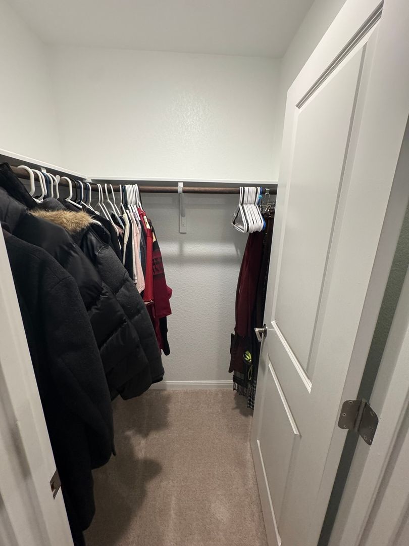 Building Photo - 212 Flowers Ave