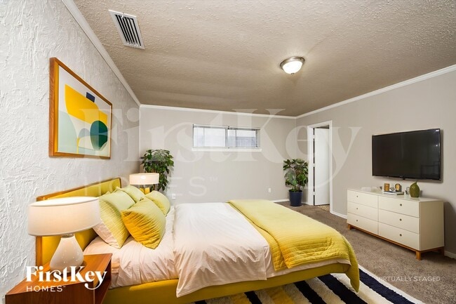 Building Photo - 2912 Yorktown Rd