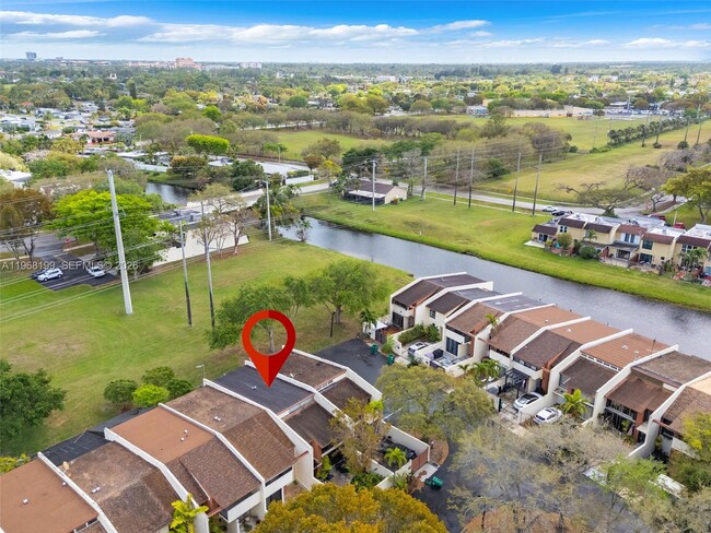 Building Photo - 7825 SW 103rd Pl