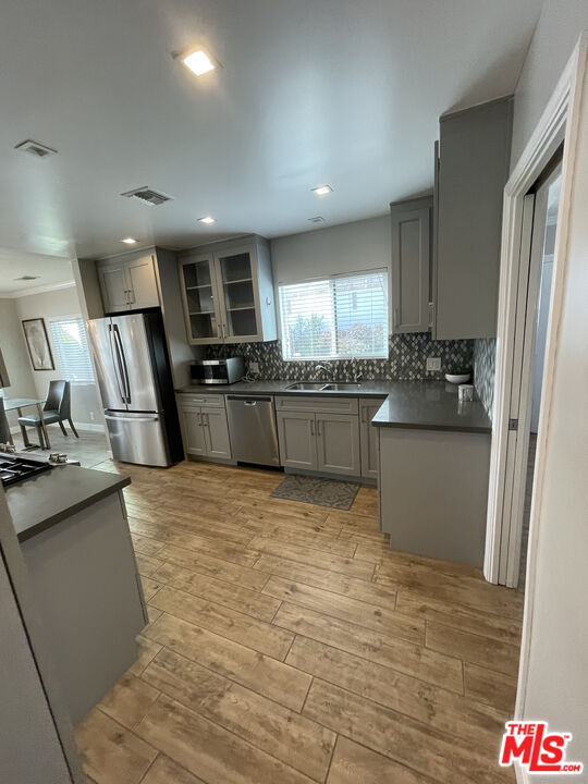 Building Photo - 4439 Don Zarembo Dr