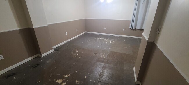 Basement Room - 7709 Carraway Cir