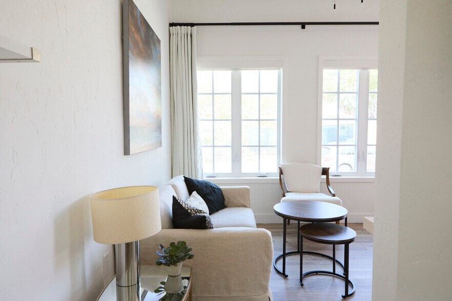Building Photo - 2025 Linnington Ave