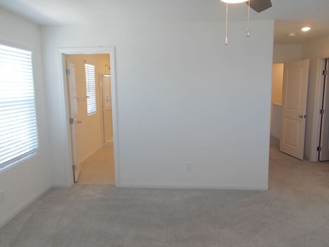 Building Photo - 3701 Via Gennaro