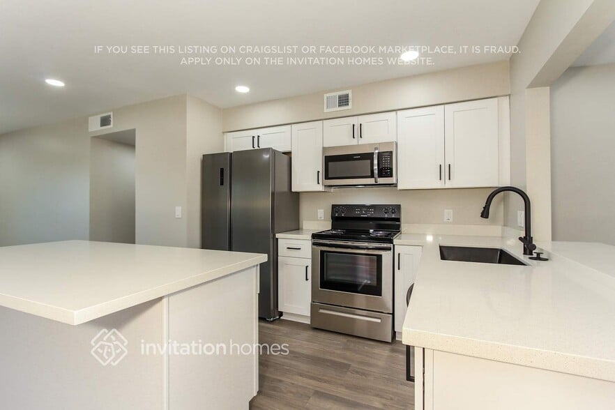 Building Photo - 636 W Magdalena Dr