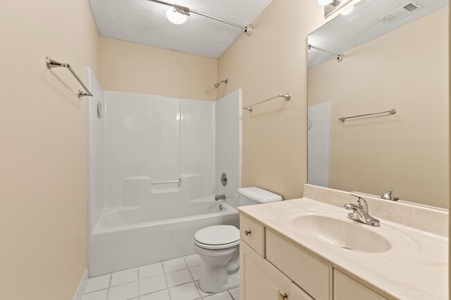 Building Photo - 359 Estate Ave