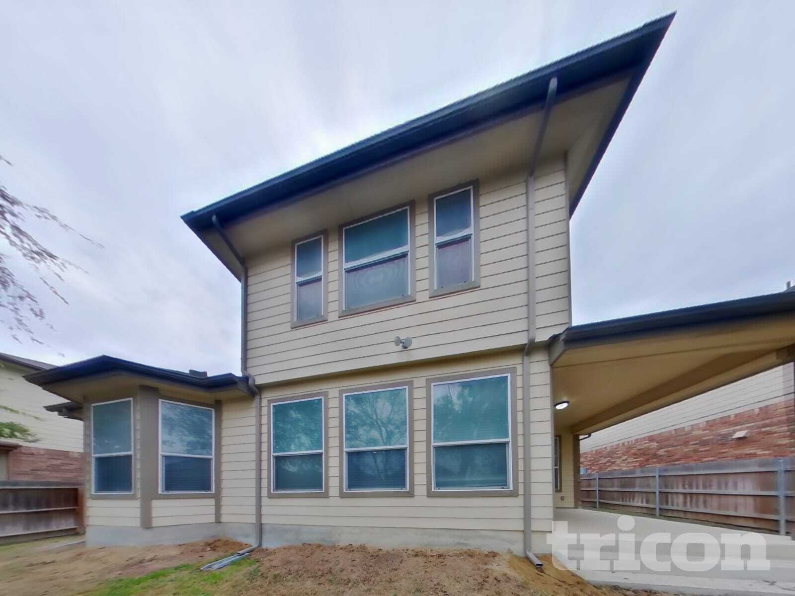 Building Photo - 213 Ridge Bluff