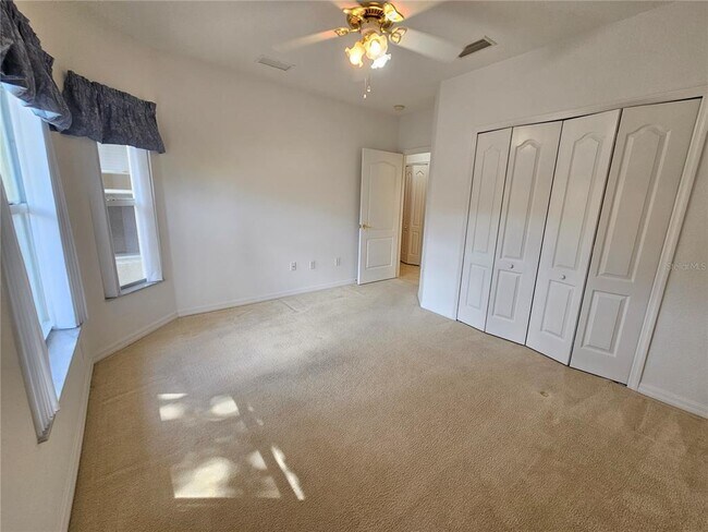 Building Photo - 920 Onager Ct