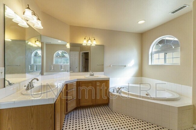 Building Photo - 3787 S Wild West Trail