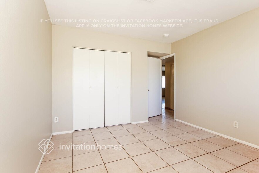 Building Photo - 5902 W Mitchell Dr