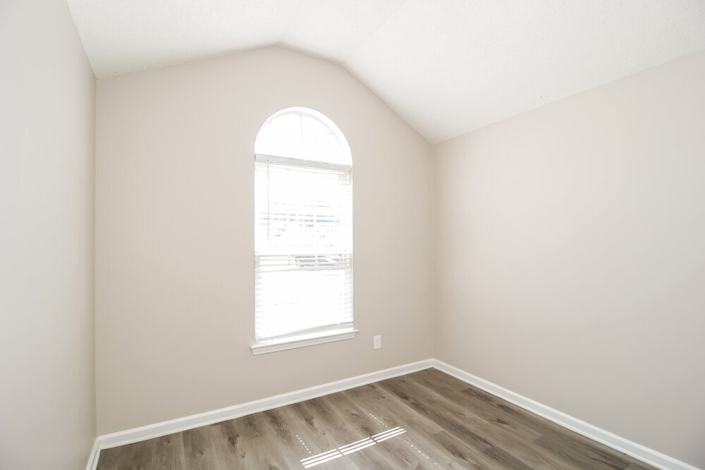 Building Photo - 714 Cherry Branch Cir