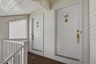 Building Photo - 130 Smithfield Ct