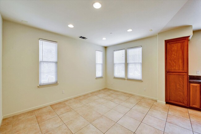 Building Photo - PRIME CORNER HOME NEAR TRAILS LIGHT-FILLED...