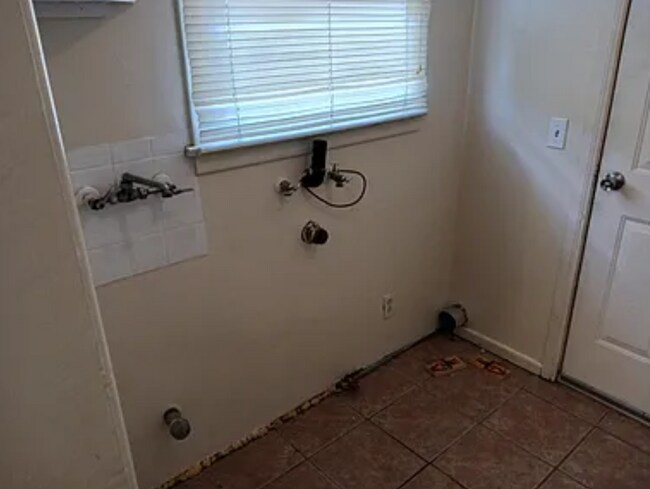 Building Photo - Charming 2-Bedroom Home in Desert Hot Springs - Just $1,800/month!