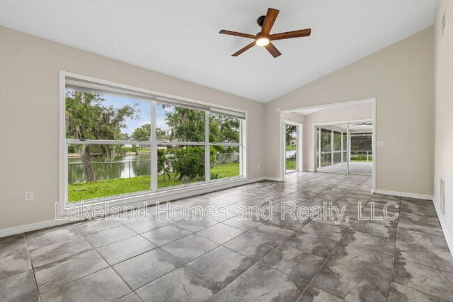 Building Photo - 95 Woodside Dr