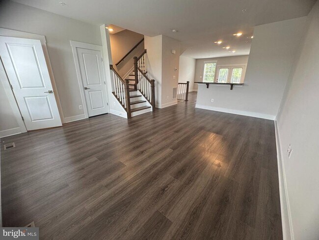 Building Photo - 2903 Osprey Way